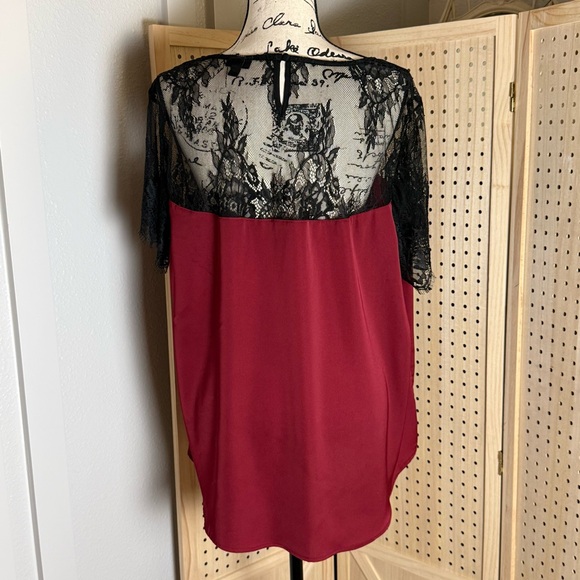 Torrid Burgundy Lace Yoke Blouse Size 2 plus romantic sheer black lace - Picture 4 of 9